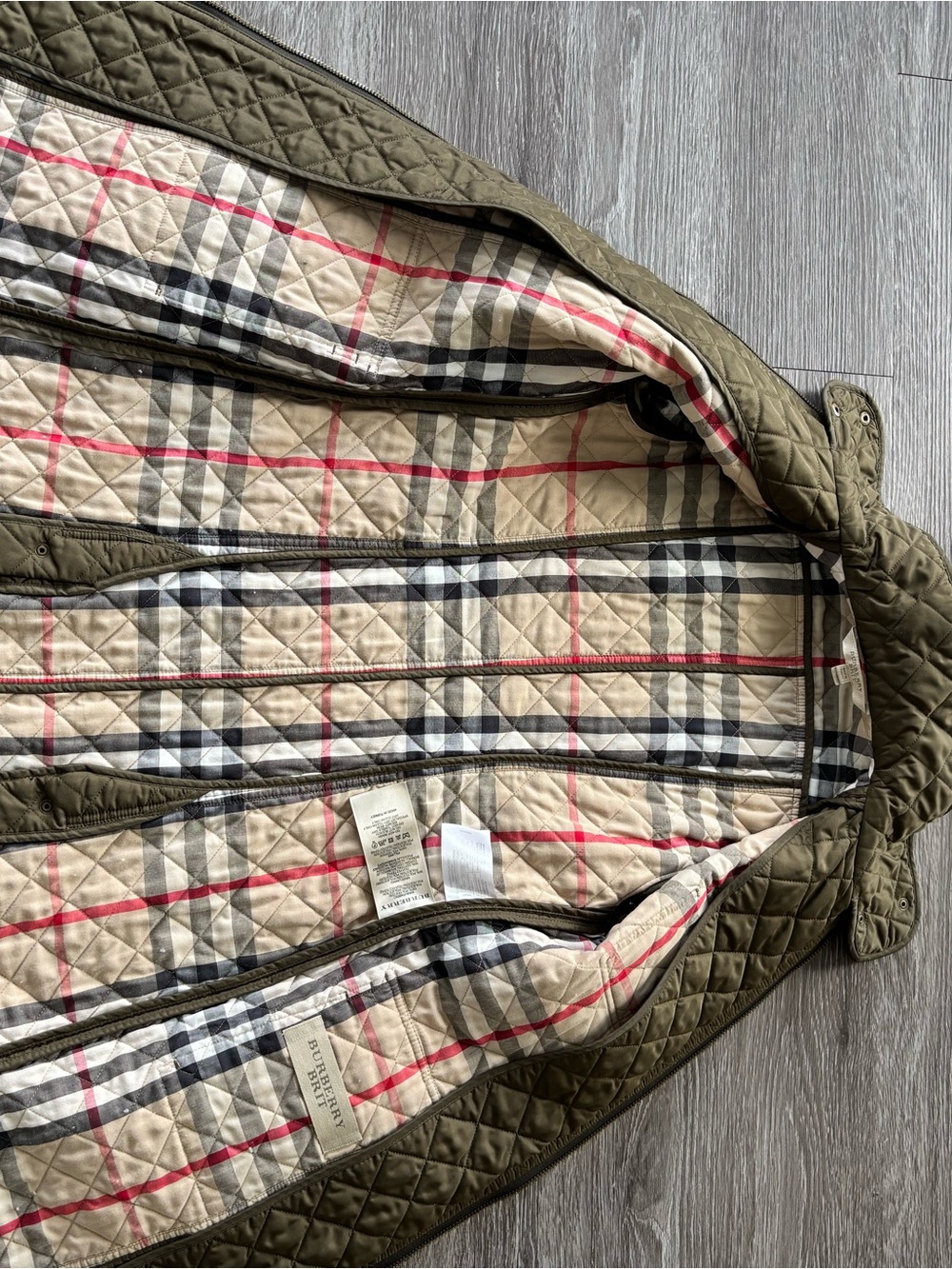 Burberry Olive Quilted Belted Trench Coat - Picture 6 of 6